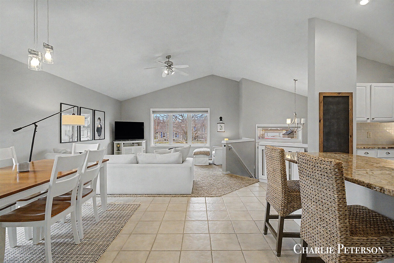 7957 Westside Drive, Hudsonville, MI, 49426-7504