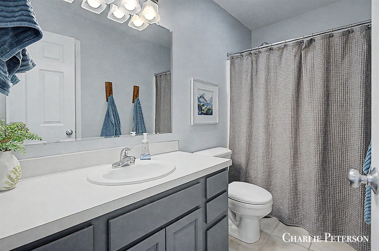 7957 Westside Drive, Hudsonville, MI, 49426-7504