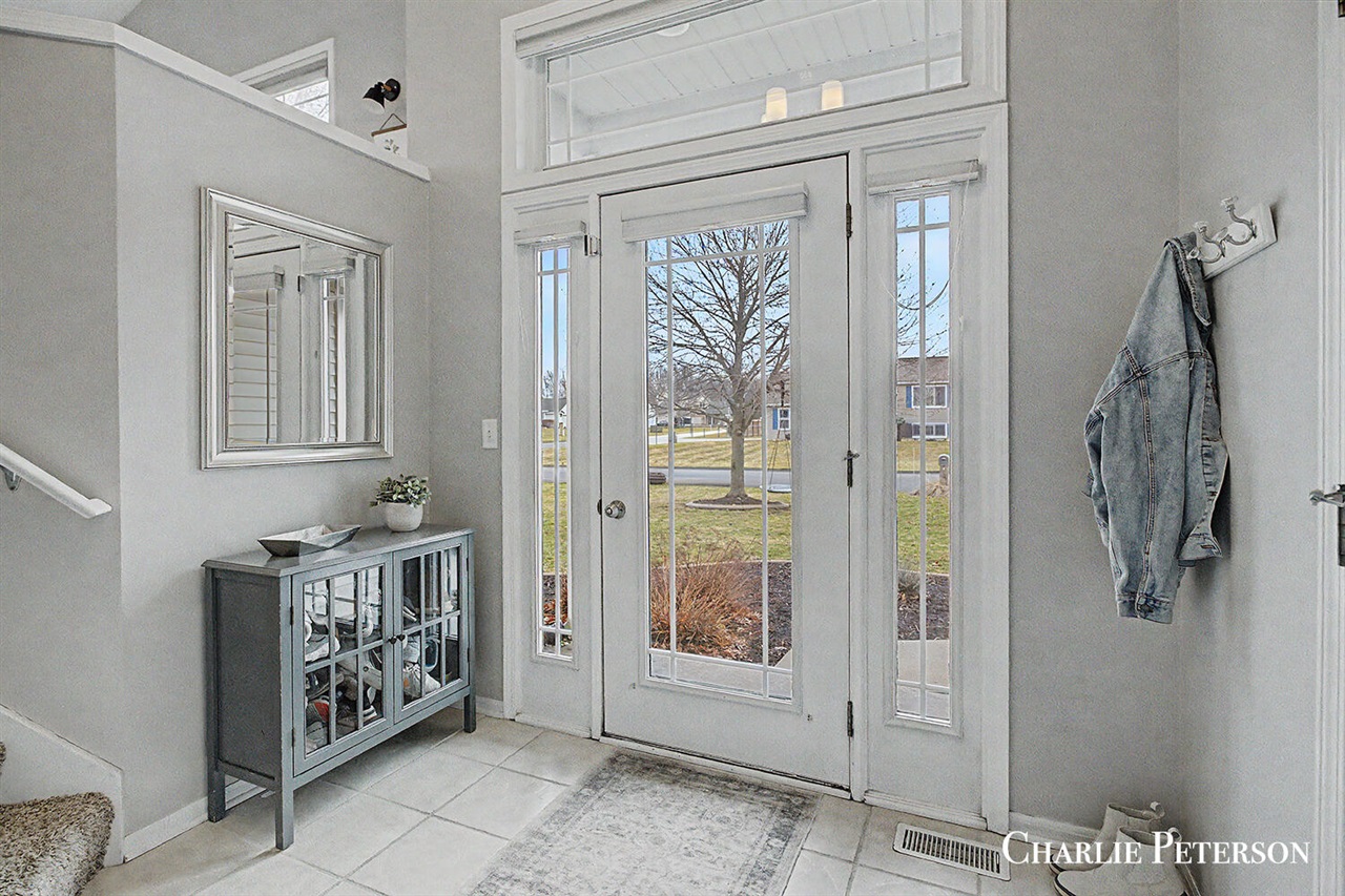 7957 Westside Drive, Hudsonville, MI, 49426-7504