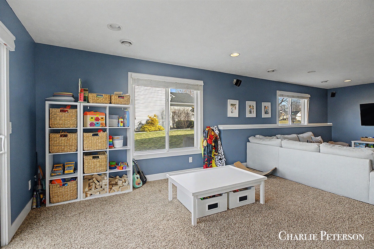 7957 Westside Drive, Hudsonville, MI, 49426-7504