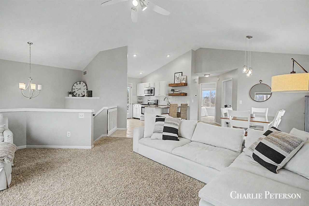 7957 Westside Drive, Hudsonville, MI, 49426-7504