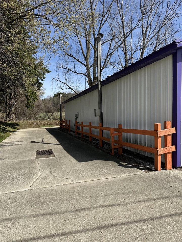 556 N State, Shelby, MI, 49455-9601