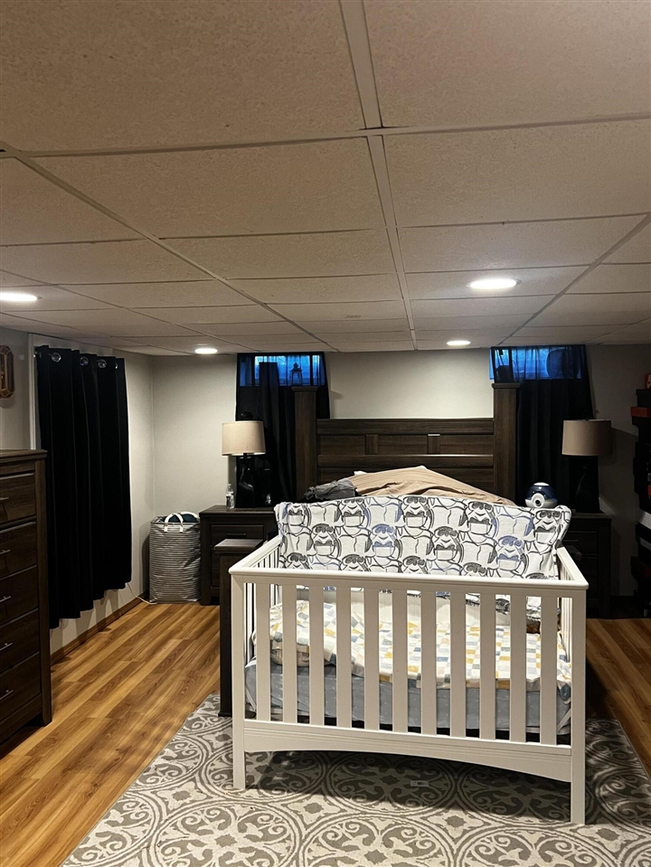 2110 Oak Avenue, North Muskegon, MI, 49445-3142