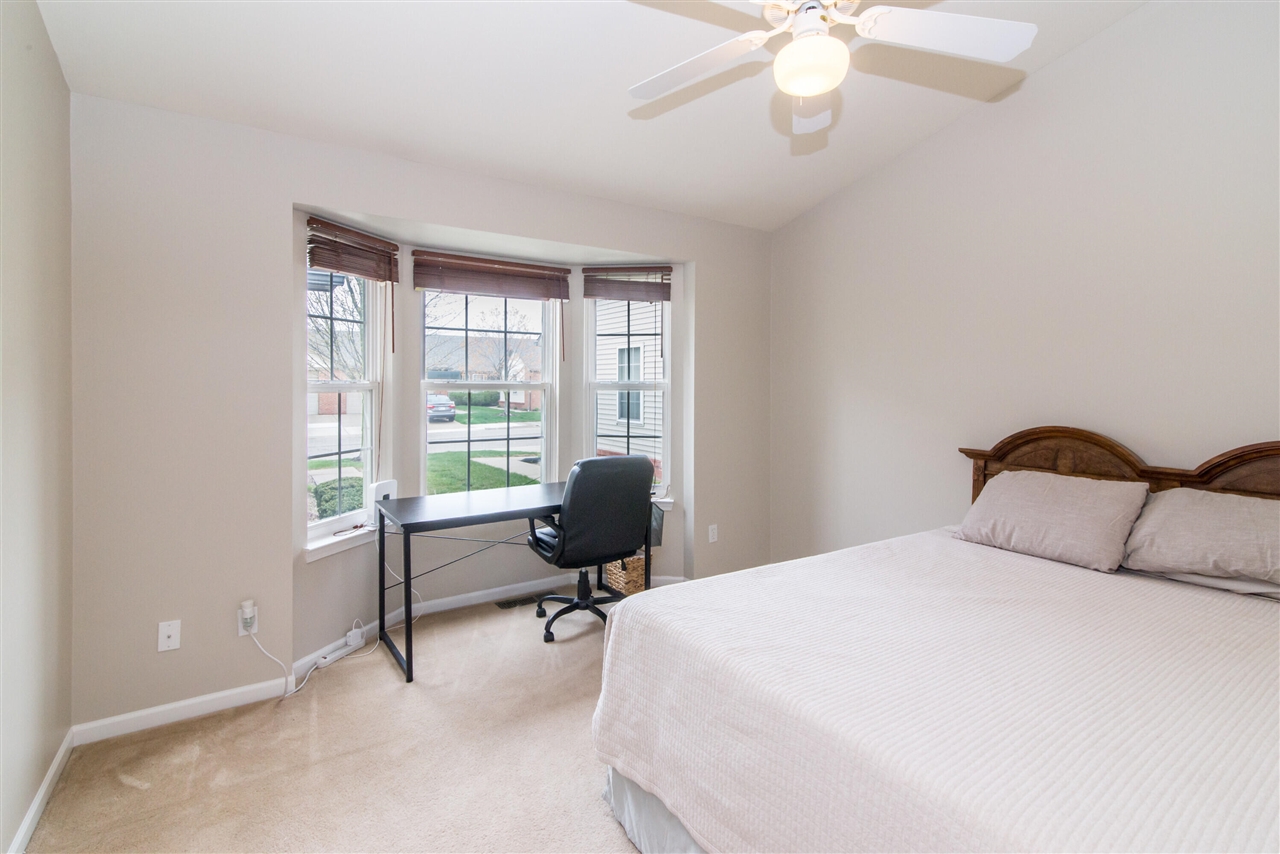 1854 N Kenwyck Drive, Ypsilanti, MI, 48198-3295