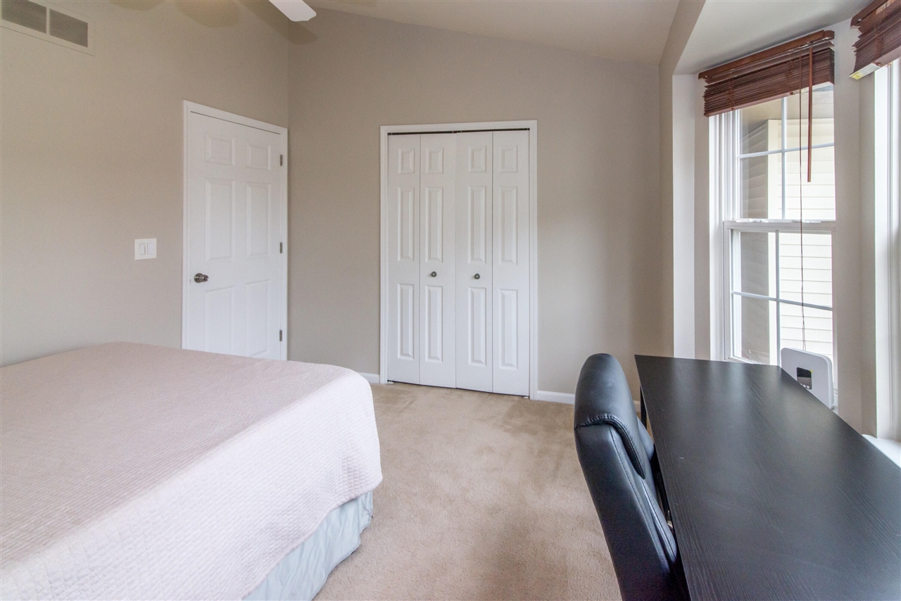 1854 N Kenwyck Drive, Ypsilanti, MI, 48198-3295