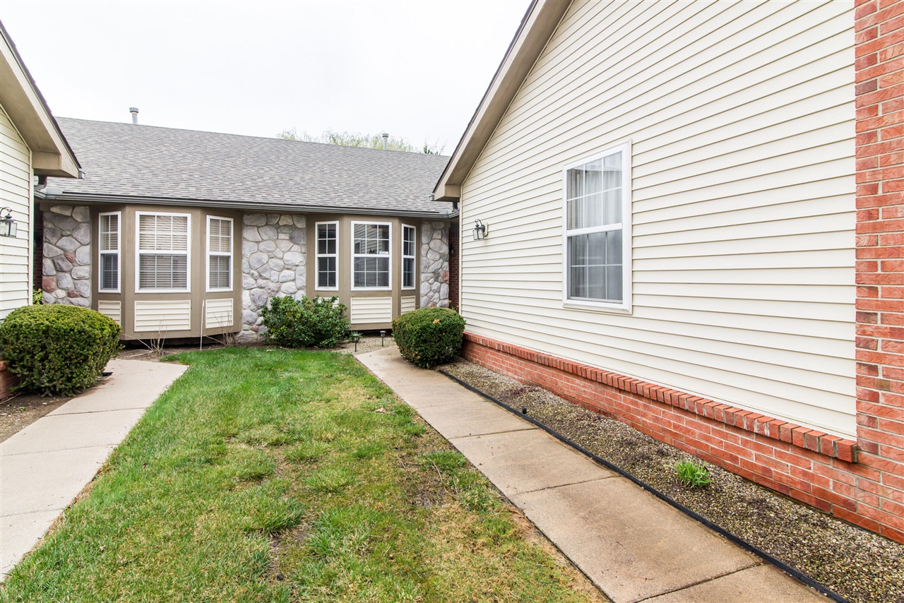 1854 N Kenwyck Drive, Ypsilanti, MI, 48198-3295