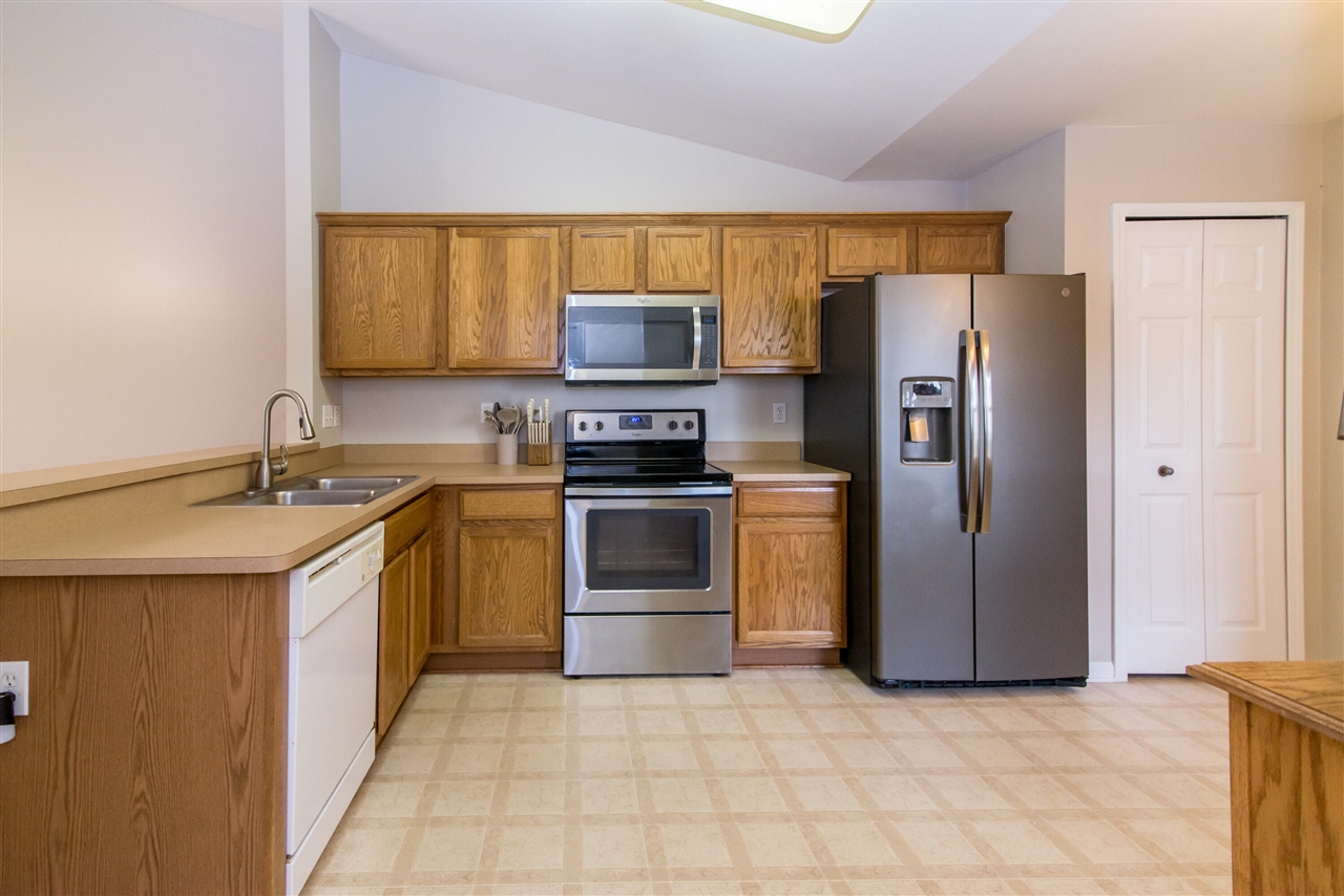 1854 N Kenwyck Drive, Ypsilanti, MI, 48198-3295