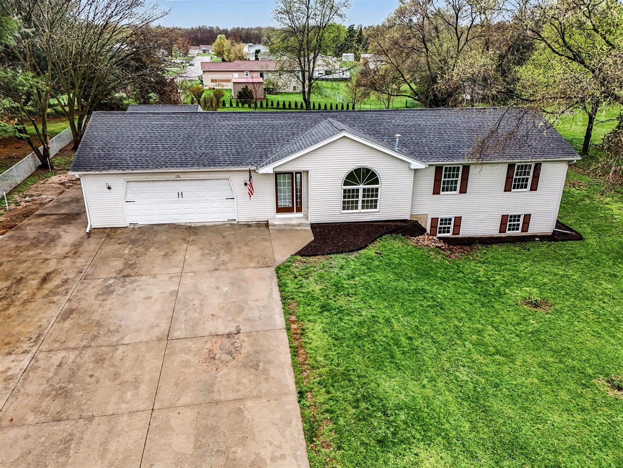 676 N 10th Street, Plainwell, MI, 49080-1005