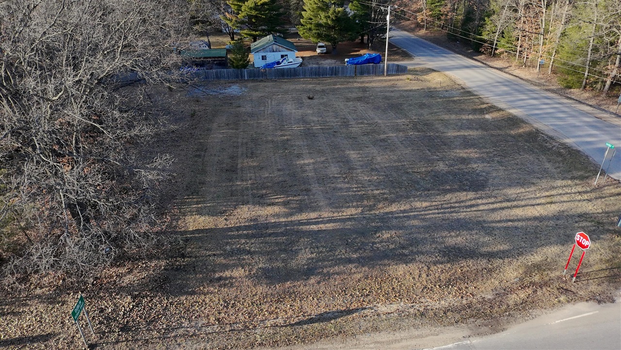 3976 Snyder Road, Wellston, MI, 49689-9540