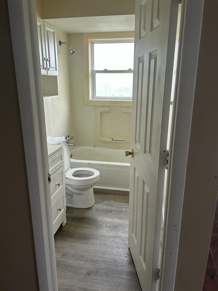 1549 Outer Ln Drive, Ypsilanti, MI, 48198-4248