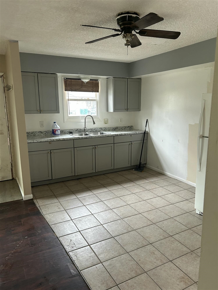 1549 Outer Ln Drive, Ypsilanti, MI, 48198-4248