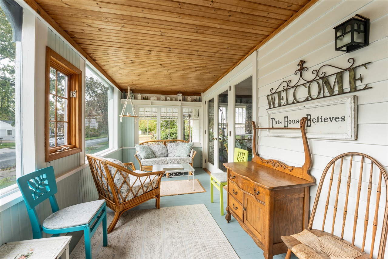 2340 Amherst Avenue, Kalamazoo, MI, 49008-3938