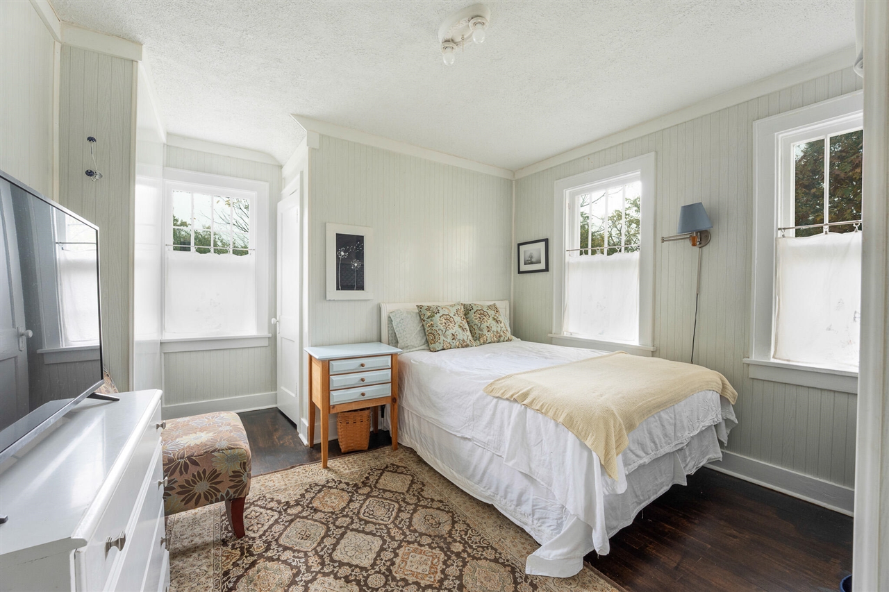 2340 Amherst Avenue, Kalamazoo, MI, 49008-3938