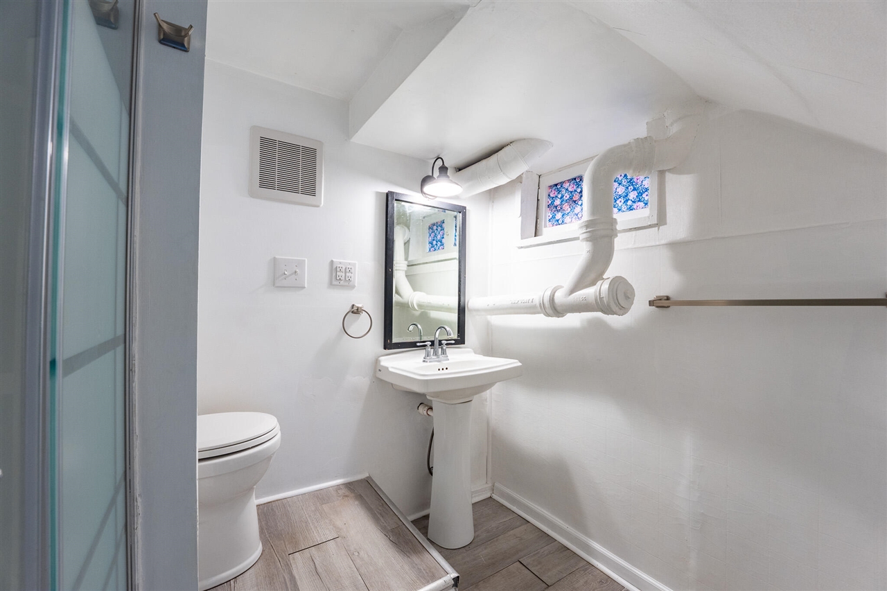 2340 Amherst Avenue, Kalamazoo, MI, 49008-3938