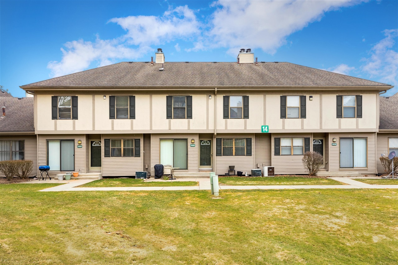 24684 Cashmere Court UNIT&nbsp;136, Southfield, MI, 48033-4867