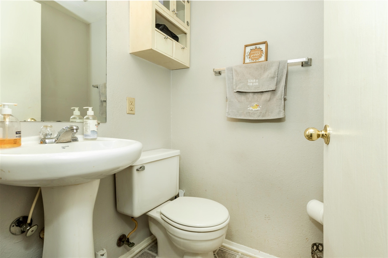 24684 Cashmere Court UNIT&nbsp;136, Southfield, MI, 48033-4867