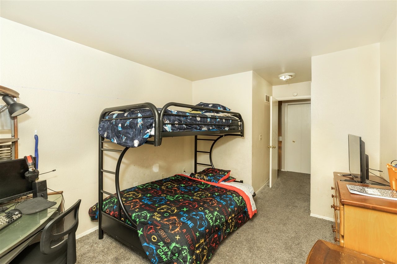 24684 Cashmere Court UNIT&nbsp;136, Southfield, MI, 48033-4867