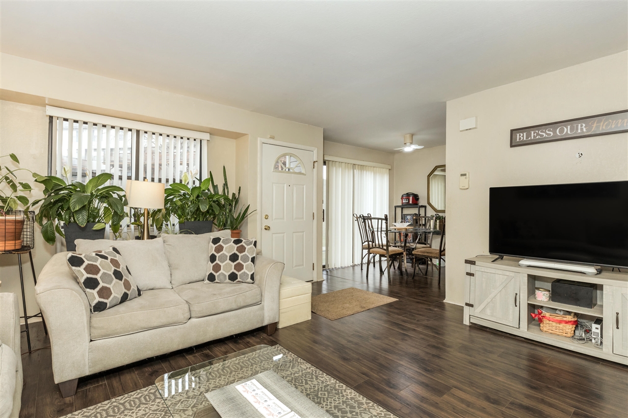 24684 Cashmere Court UNIT&nbsp;136, Southfield, MI, 48033-4867