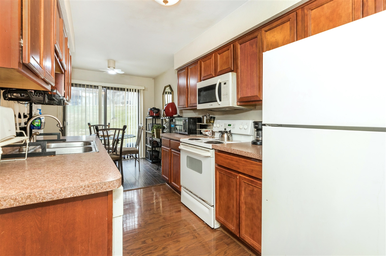 24684 Cashmere Court UNIT&nbsp;136, Southfield, MI, 48033-4867