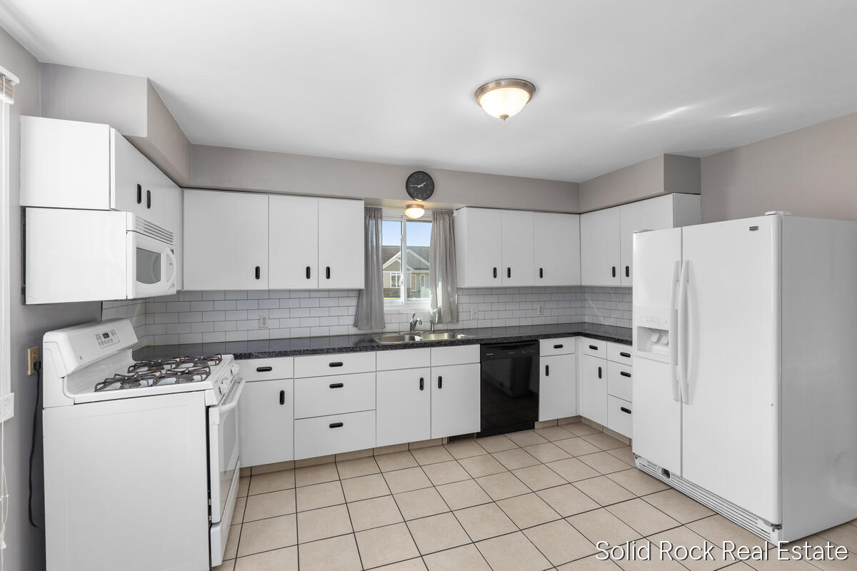 5817 Country View Drive, Allendale, MI, 49401