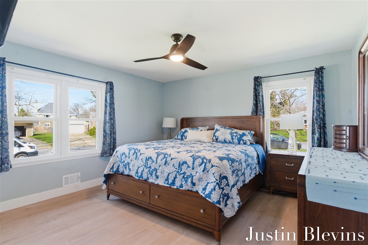 154 N Parklane Drive, Grand Rapids, MI, 49505