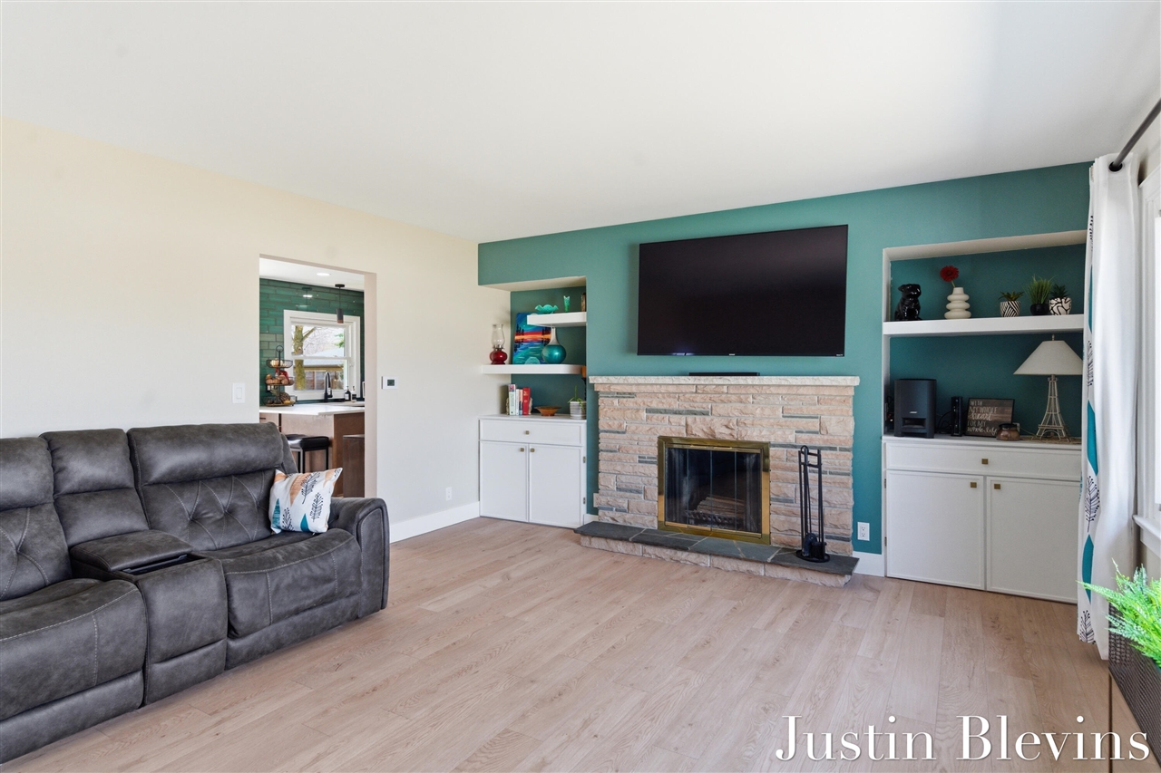 154 N Parklane Drive, Grand Rapids, MI, 49505