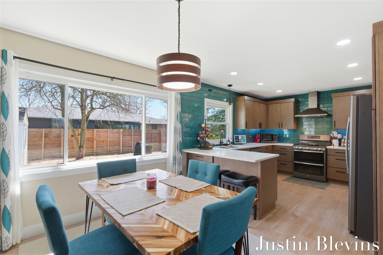 154 N Parklane Drive, Grand Rapids, MI, 49505