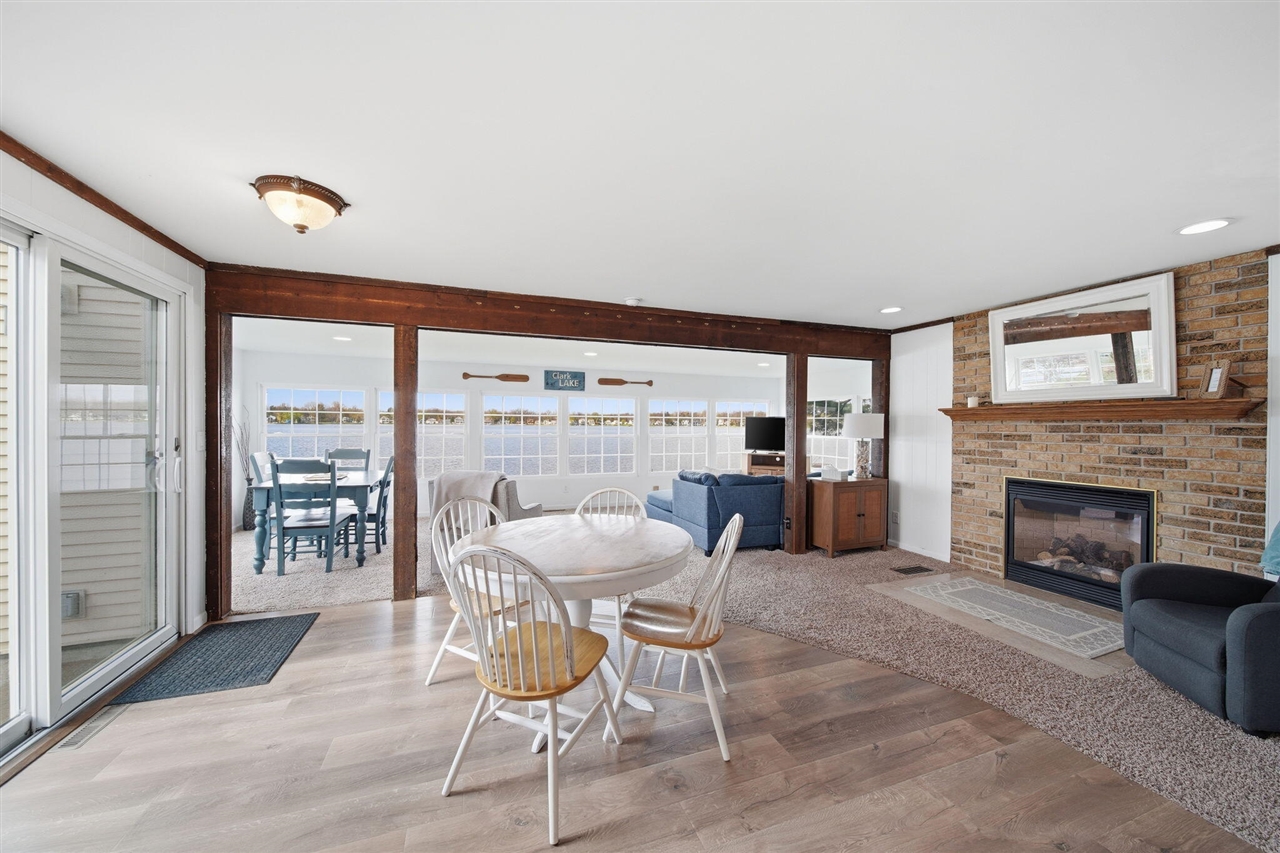 425 Oakwood Avenue, Clarklake, MI, 49234-9758