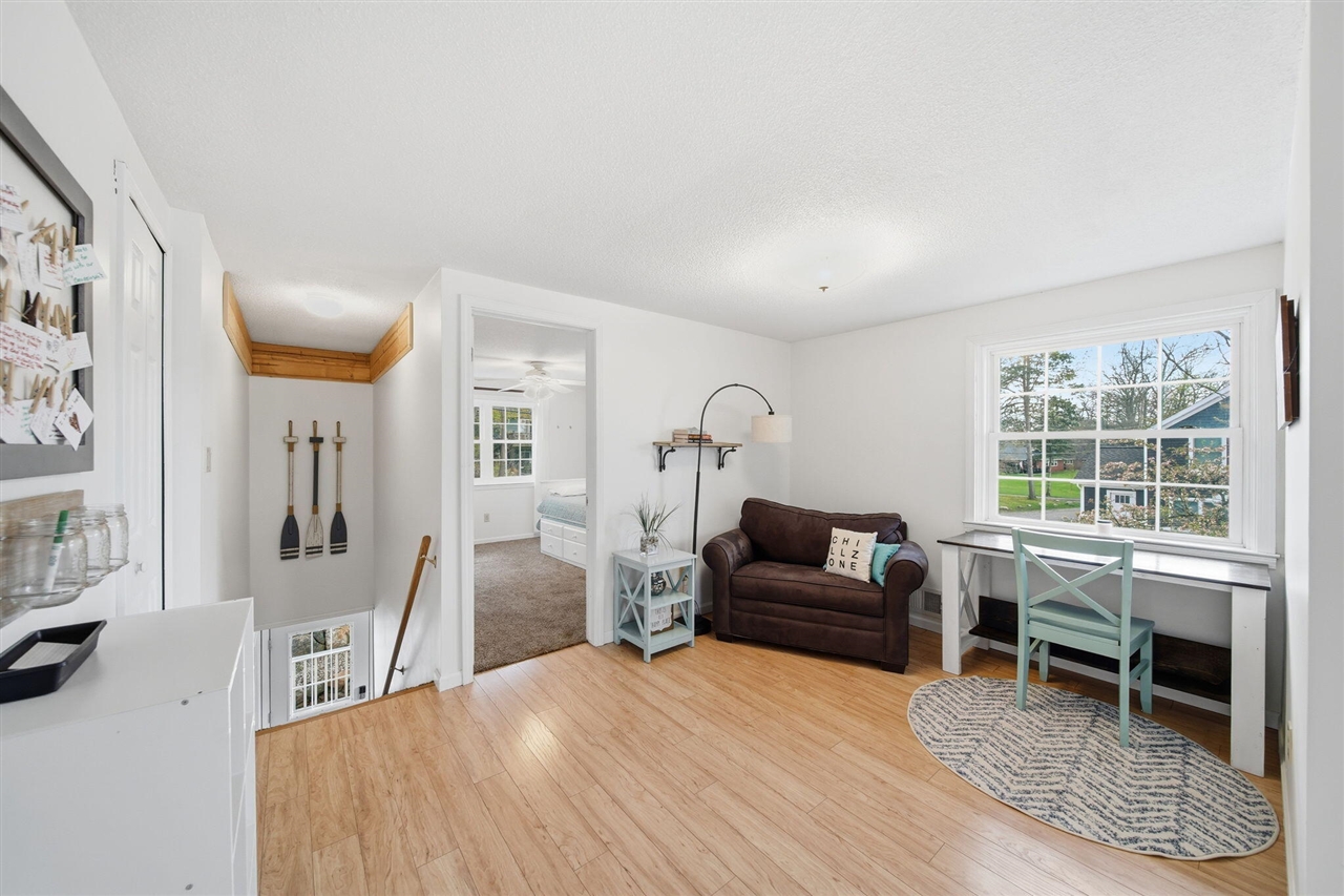 425 Oakwood Avenue, Clarklake, MI, 49234-9758