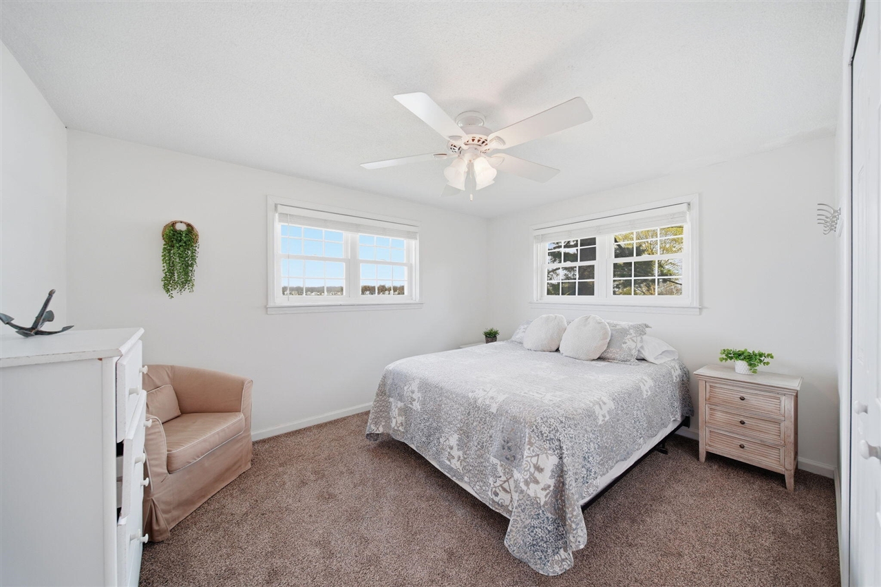 425 Oakwood Avenue, Clarklake, MI, 49234-9758