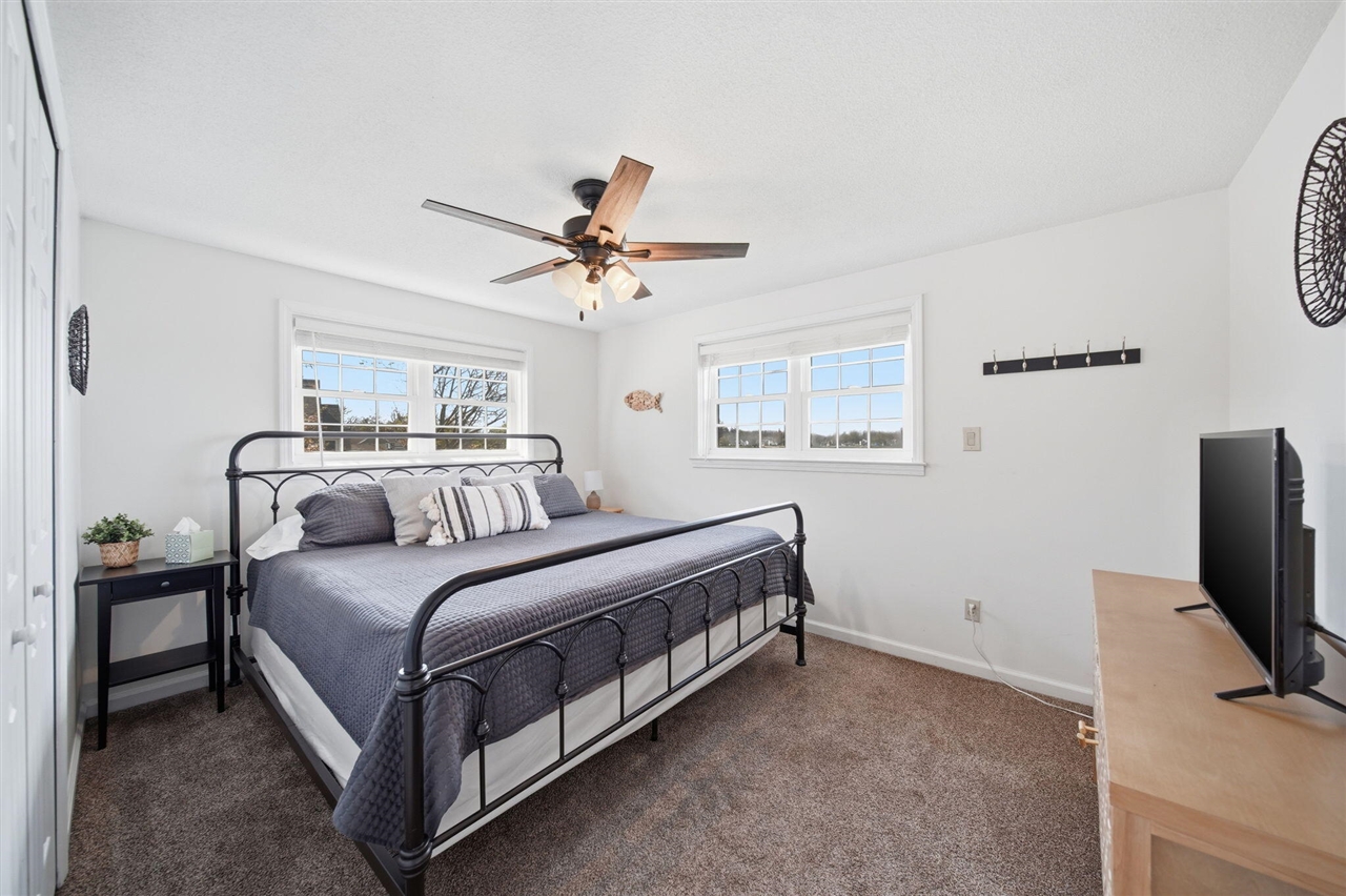 425 Oakwood Avenue, Clarklake, MI, 49234-9758