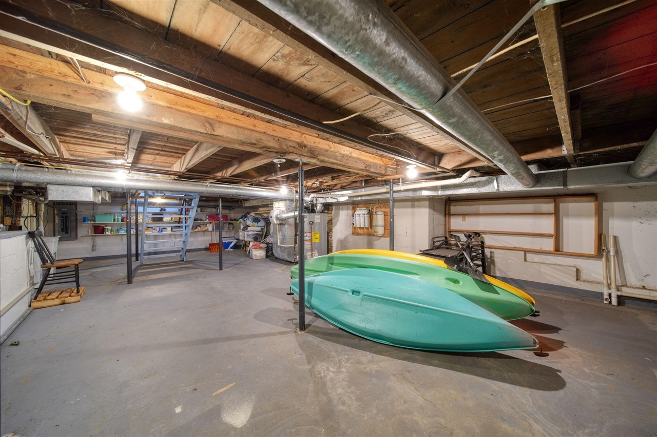 425 Oakwood Avenue, Clarklake, MI, 49234-9758