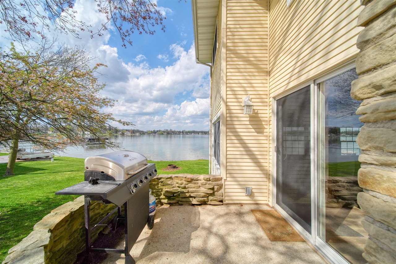 425 Oakwood Avenue, Clarklake, MI, 49234-9758