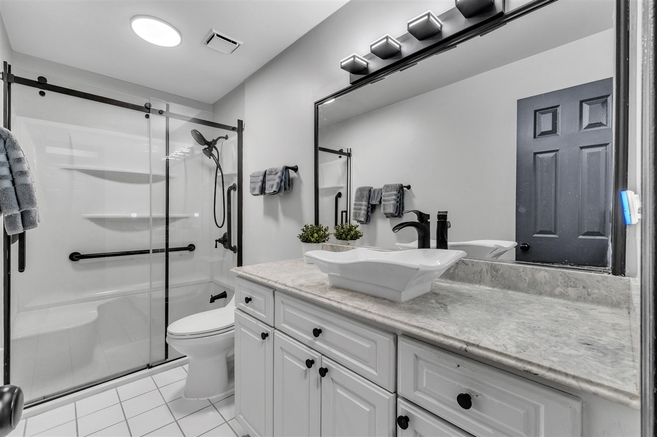 1730 Grove Road UNIT&nbsp;B-307, Ypsilanti, MI, 48198-6652