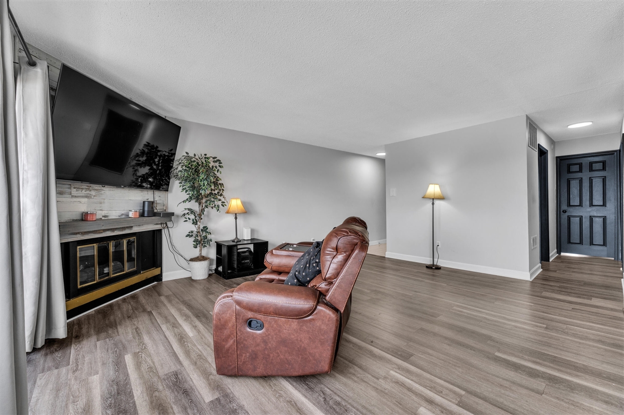 1730 Grove Road UNIT&nbsp;B-307, Ypsilanti, MI, 48198-6652