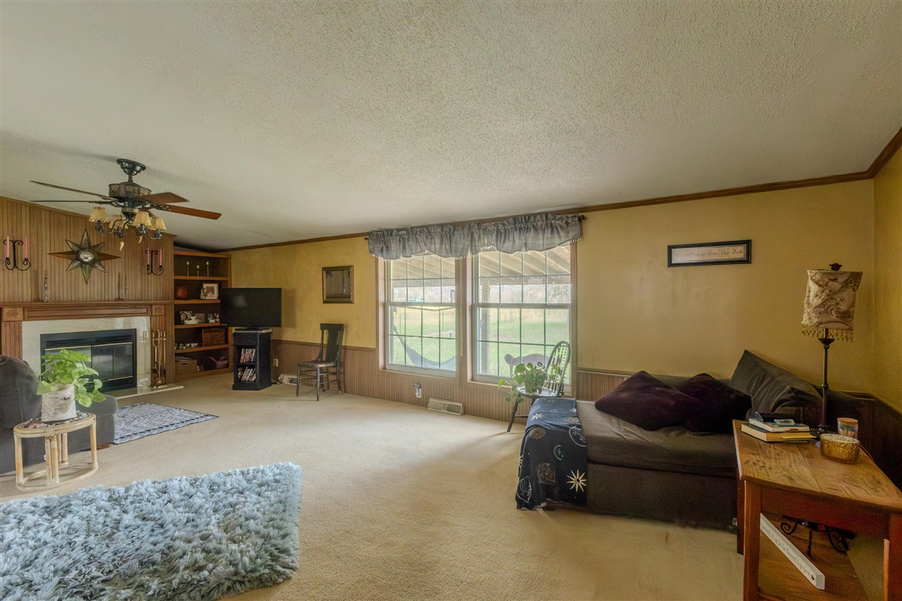 5400 E S Avenue, Vicksburg, MI, 49097-8476