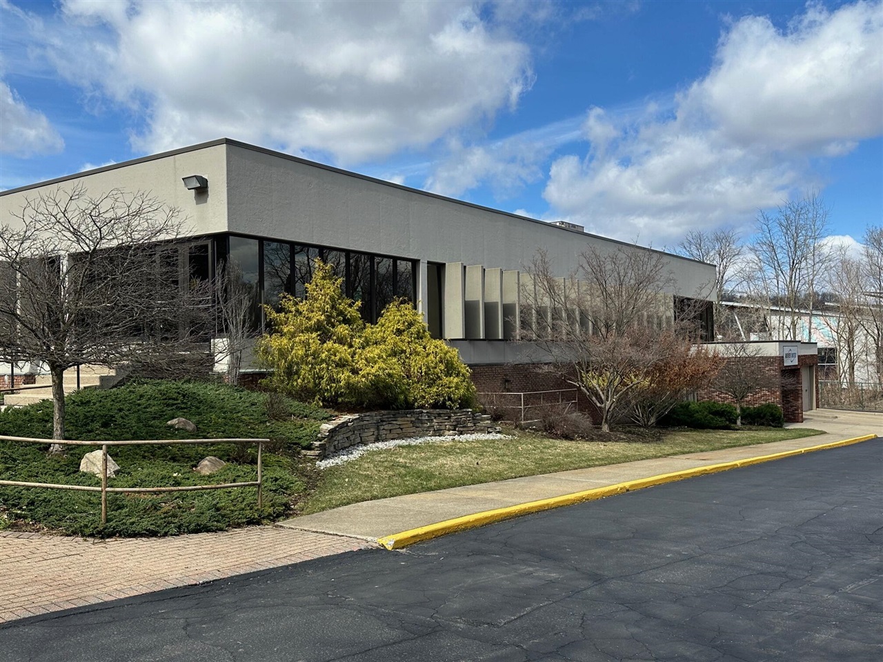 8939 S Sprinkle Road, Portage, MI, 49002-6591