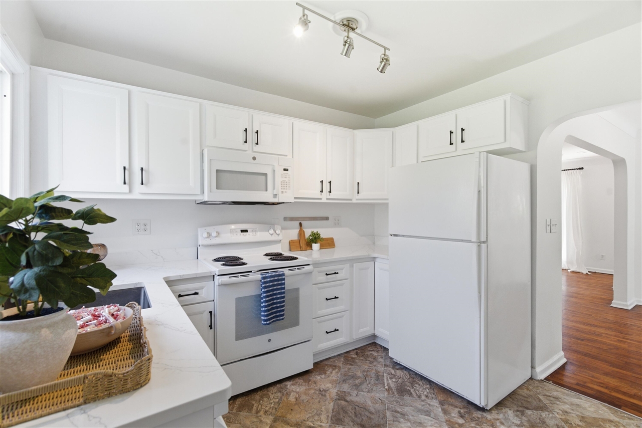 3109 Courtlandt Avenue, Kalamazoo, MI, 49004