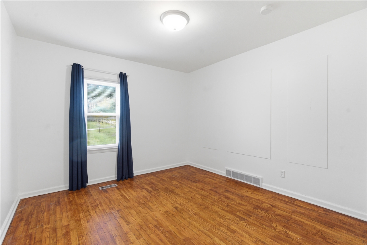 3109 Courtlandt Avenue, Kalamazoo, MI, 49004