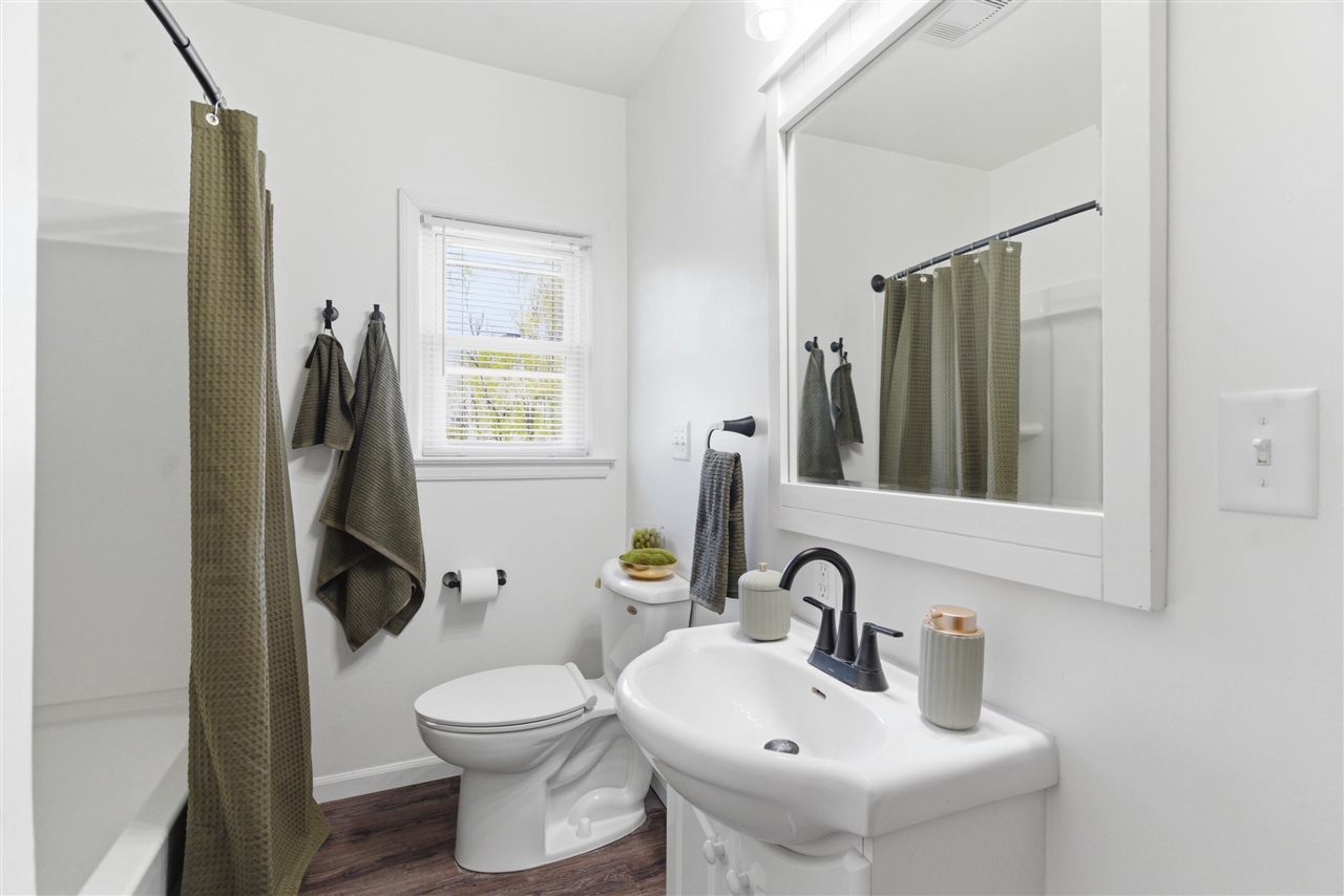 3109 Courtlandt Avenue, Kalamazoo, MI, 49004