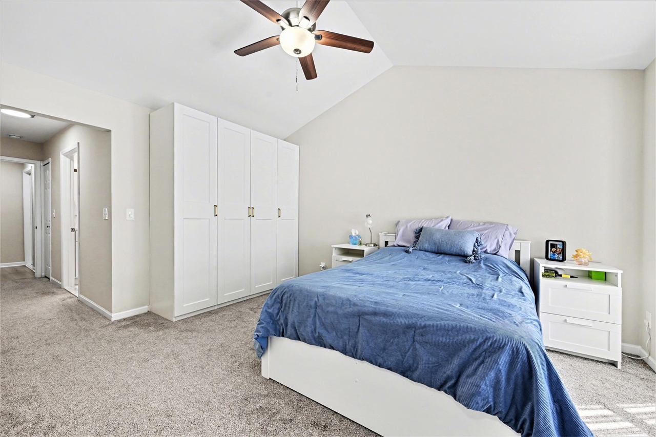 4426 Glenoaks Court, Warren, MI, 48092-4196