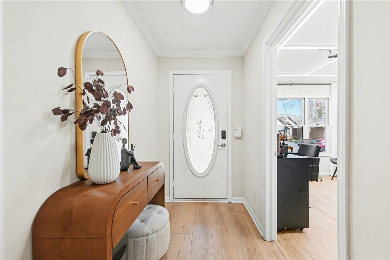 4426 Glenoaks Court, Warren, MI, 48092-4196