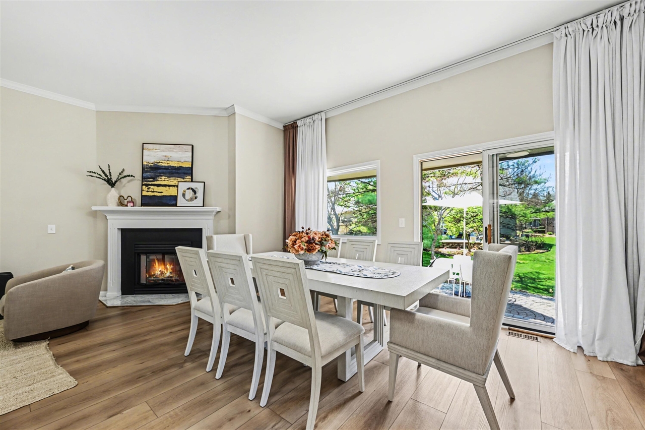 4426 Glenoaks Court, Warren, MI, 48092-4196