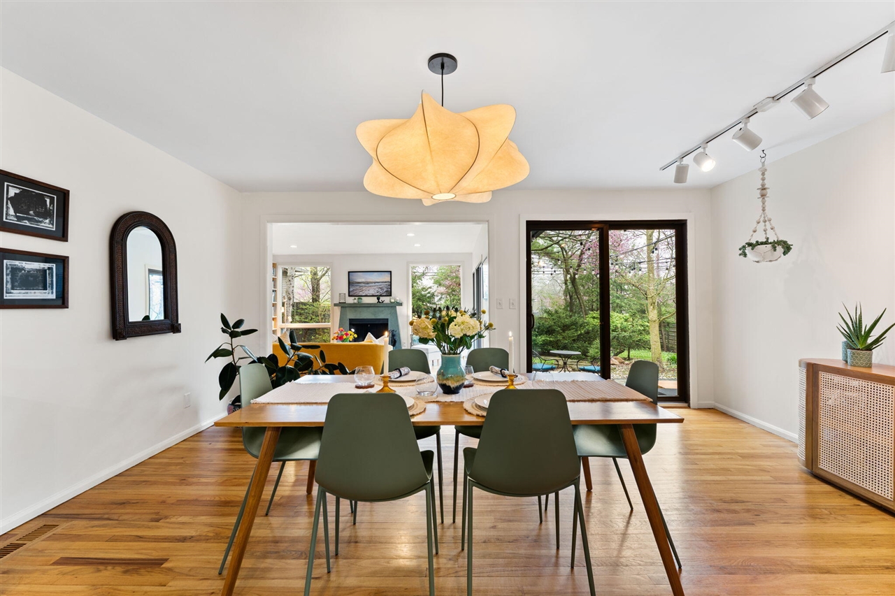 1214 Pomona Road, Ann Arbor, MI, 48103-3047