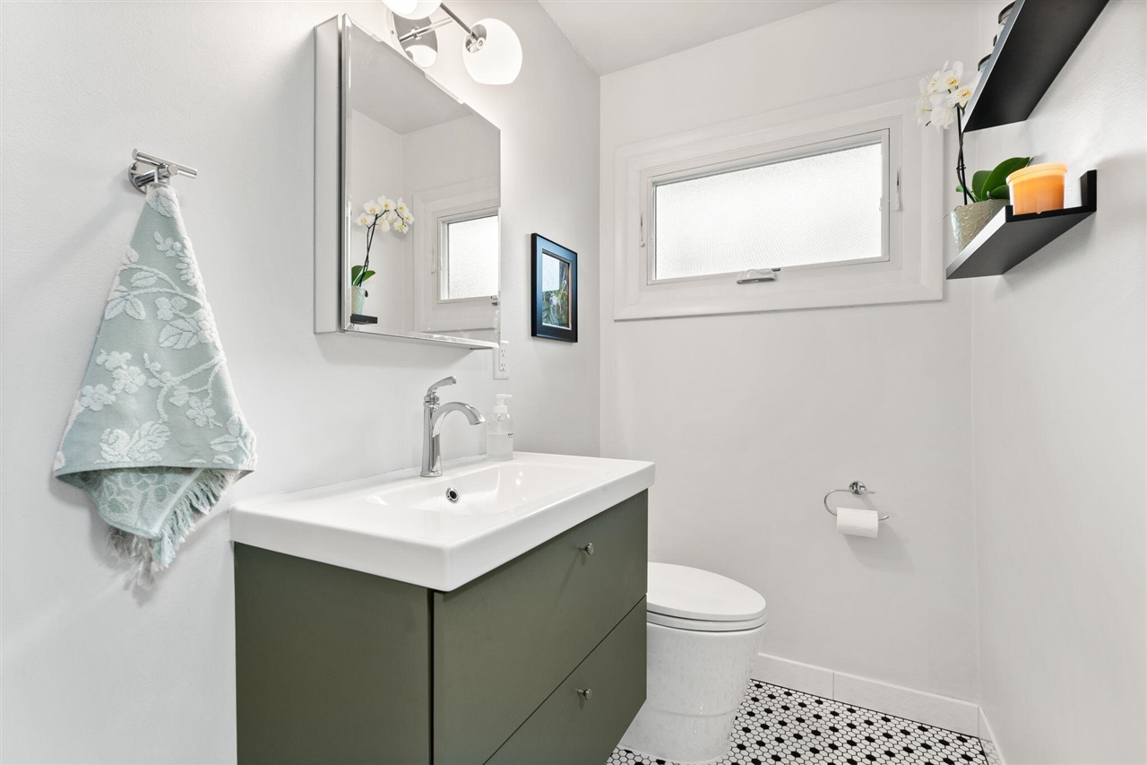 1214 Pomona Road, Ann Arbor, MI, 48103-3047