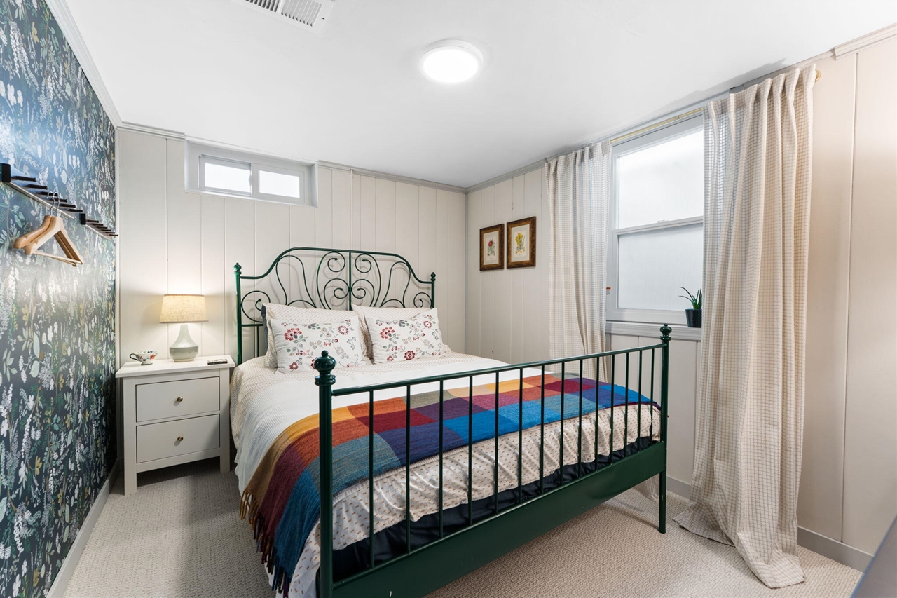 1214 Pomona Road, Ann Arbor, MI, 48103-3047