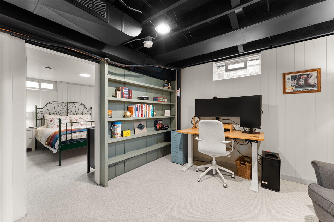 1214 Pomona Road, Ann Arbor, MI, 48103-3047