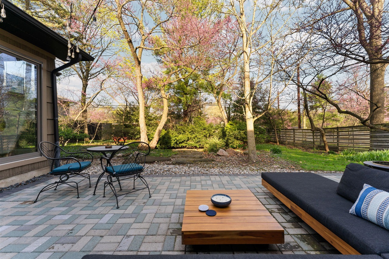 1214 Pomona Road, Ann Arbor, MI, 48103-3047