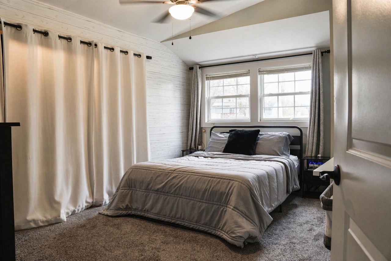 744 Fremont Street, Middleville, MI, 49333-8666