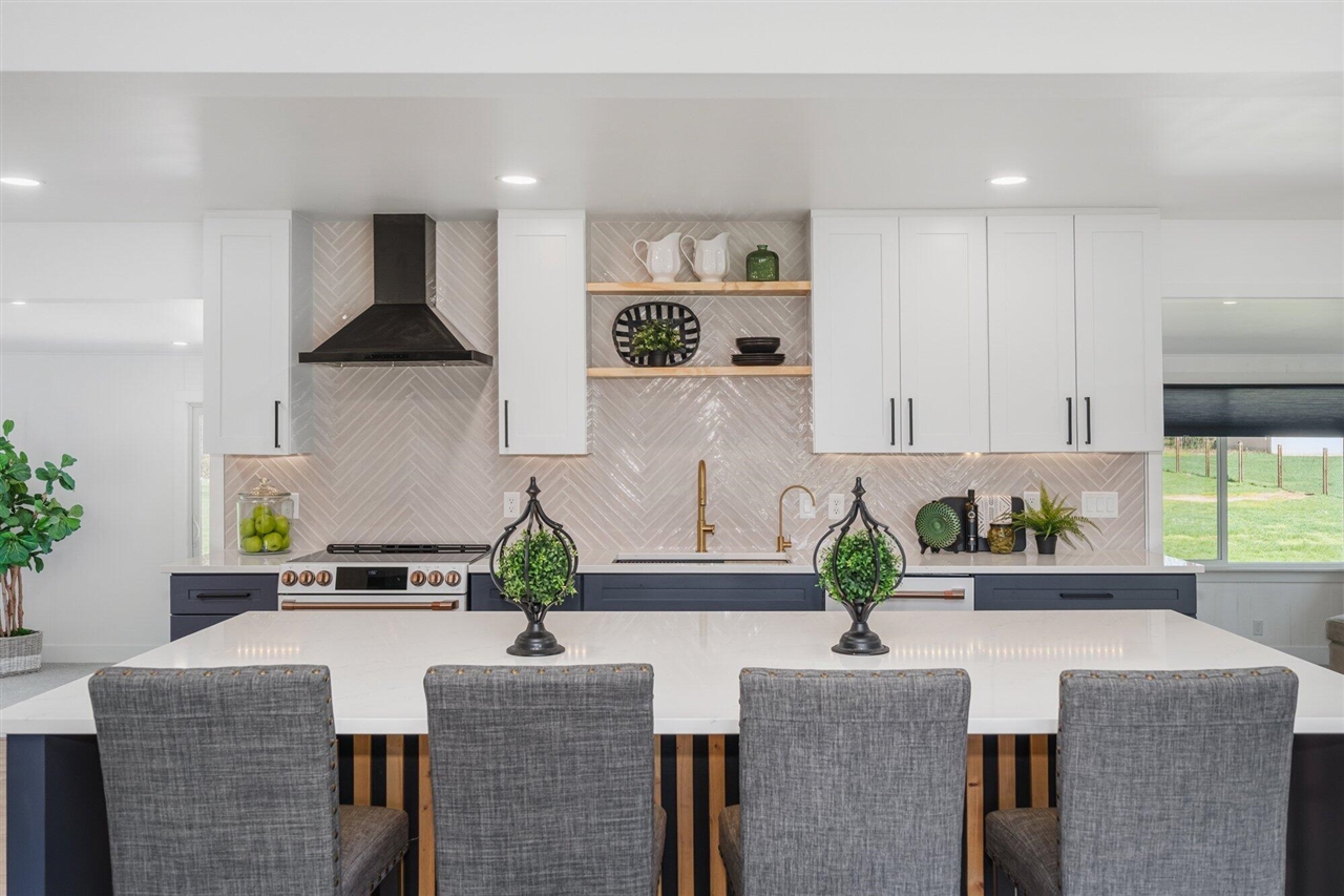 5260 Texas Drive, Kalamazoo, MI, 49009-9769